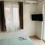 Mate Апартаменты Водице